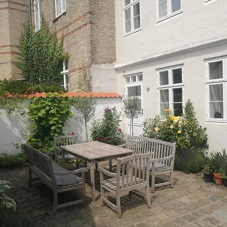 Kjobing Manor Bed & Breakfast Aeroskobing