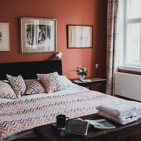 Kjobing Manor Bed & Breakfast