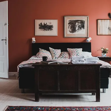Kjobing Manor Bed & Breakfast *