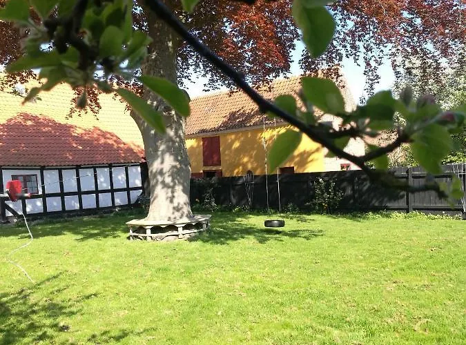 Kjobing Manor 4* Ærøskøbing