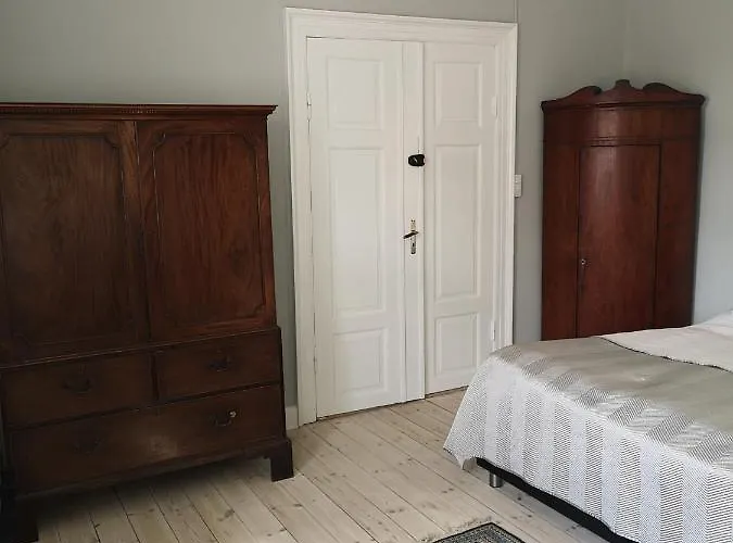 Kjobing Manor 4* Ærøskøbing